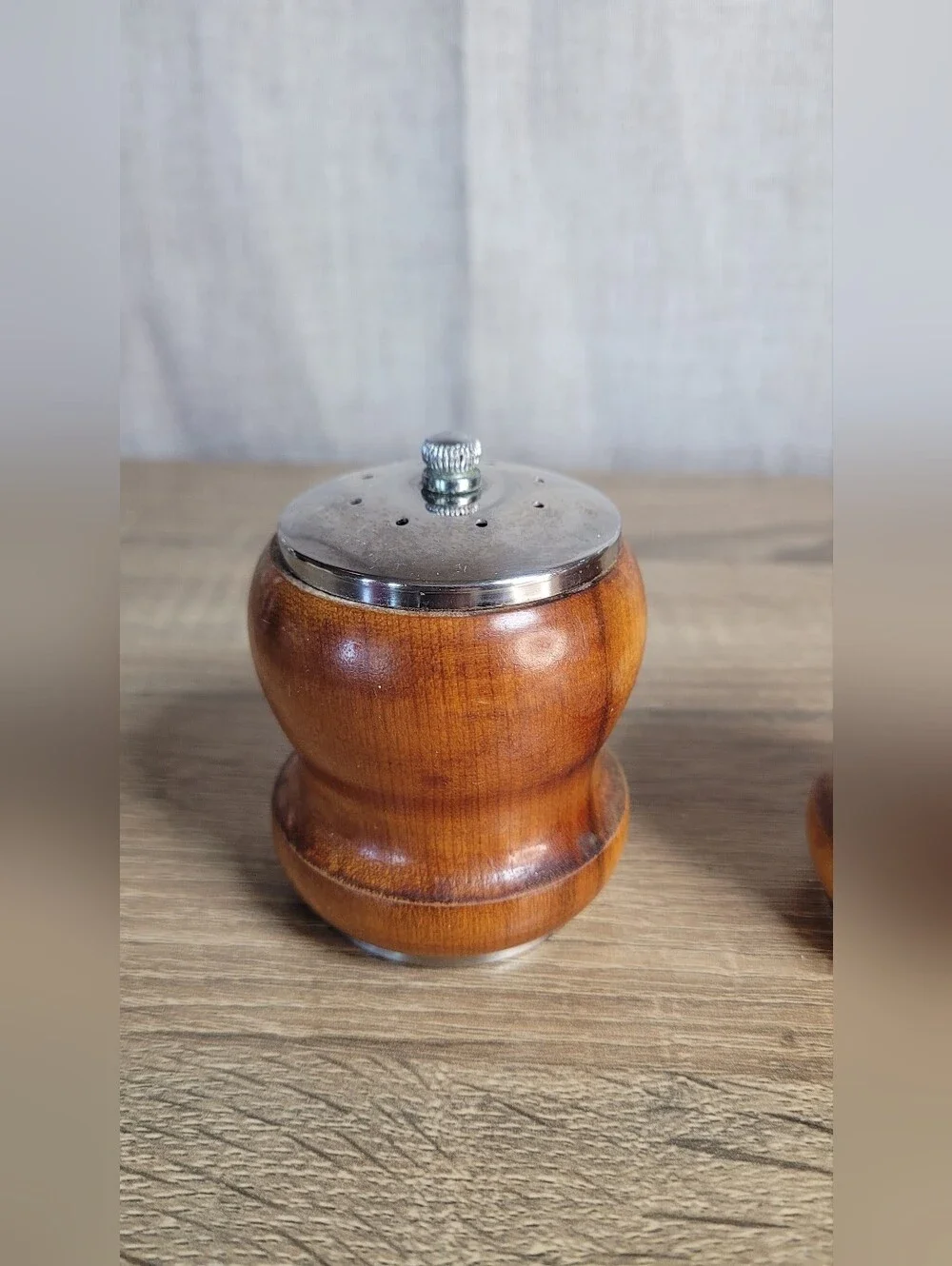 Wooden Salt and Pepper Mill Set with Chrome Tops - Brown MCM Vintage